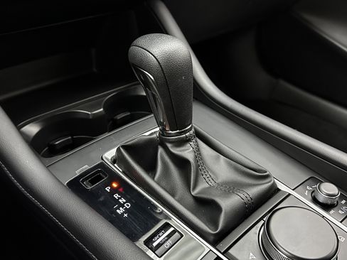 Used 2025 MAZDA MAZDA3 s image 17