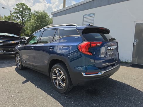 Used 2020 GMC Terrain SLT w/ Preferred Package FWD image 5