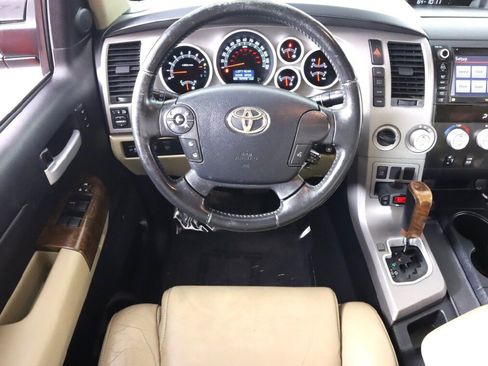 Used 2013 Toyota Tundra Limited AWD/4WD image 36
