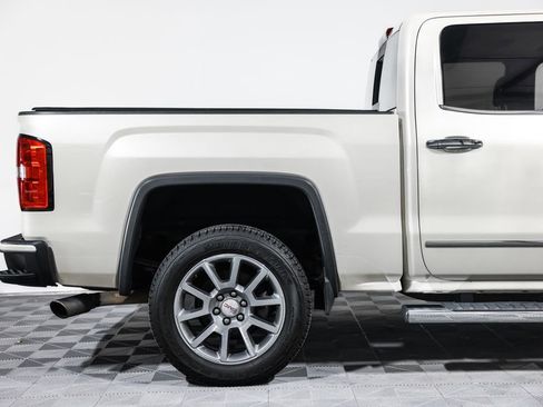 Used 2015 GMC Sierra 1500 Denali w/ Driver Alert Package image 2