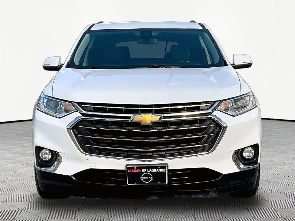 Used 2021 Chevrolet Traverse LT w/ LPO, Floor Liner Package FWD image 2