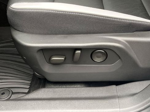Used 2026 Buick Envision Sport Touring AWD/4WD image 10