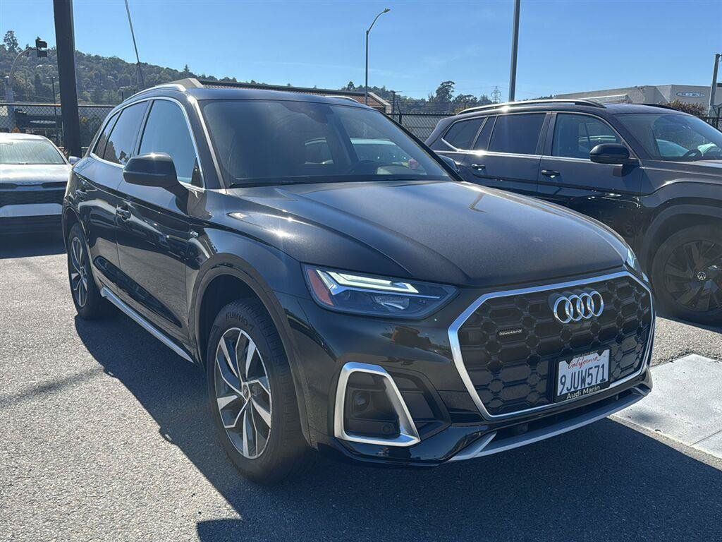 Used 2023 Audi Q5 2.0T Premium Plus w/ Premium Plus Package AWD/4WD image 4