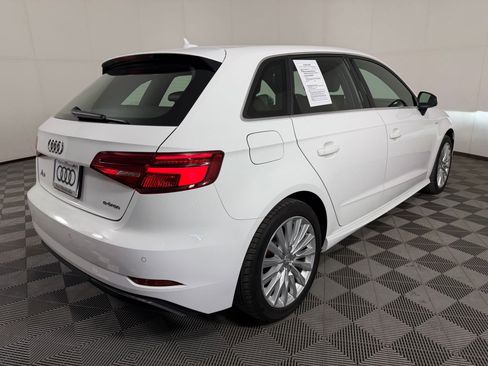Used 2018 Audi A3 e-tron Prestige FWD image 9