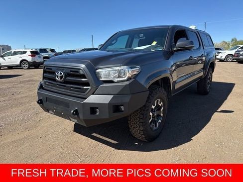 Used 2016 Toyota Tacoma TRD Off-Road w/ Towing Package image 1