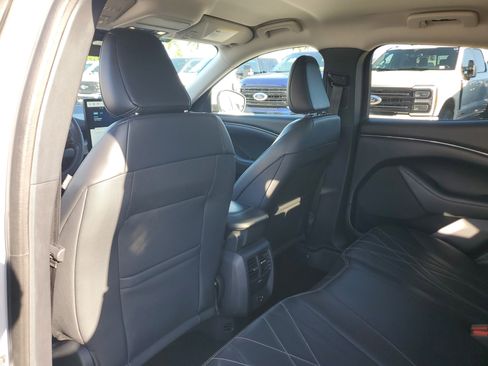 Used 2021 Ford Mustang Mach-E Select image 19