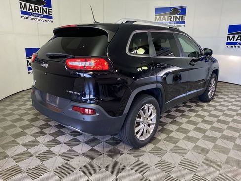 Used 2018 Jeep Cherokee Limited AWD/4WD image 16
