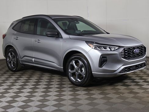 Used 2024 Ford Escape ST-Line image 48