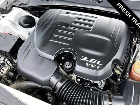 Used 2013 Chrysler 300 S RWD image 30