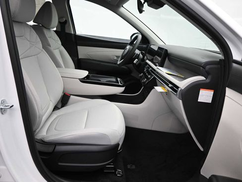 New 2026 Hyundai Tucson Blue SE image 10