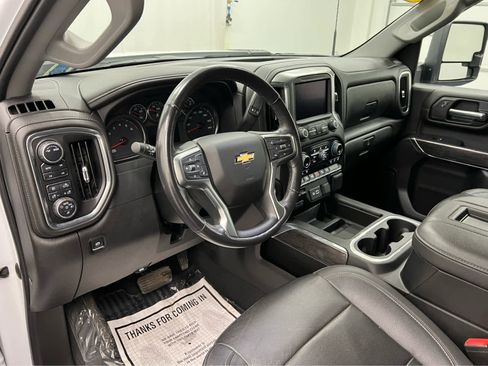 Used 2021 Chevrolet Silverado 2500 LTZ w/ LTZ Convenience Package image 13