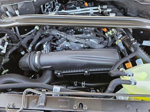 New 2025 Ford Explorer ST-Line image 17