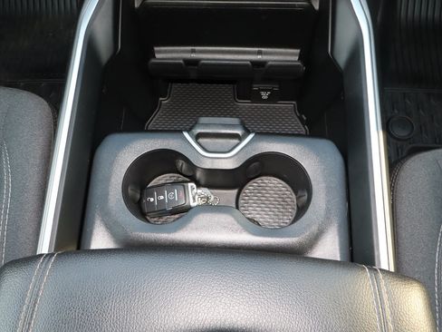 Used 2022 RAM 1500 Big Horn AWD/4WD image 20