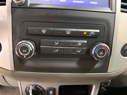 Used 2021 Nissan Frontier S AWD/4WD image 36