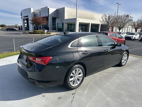 Used 2024 Chevrolet Malibu LT image 10