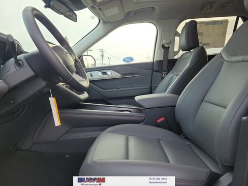 New 2026 Ford Explorer Active w/ Active Comfort Package AWD/4WD image 13