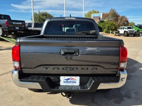 Used 2021 Toyota Tacoma 2WD Double Cab image 6