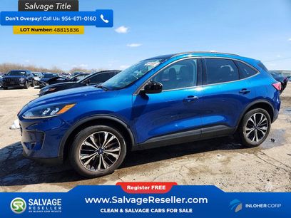 Used 2022 Ford Escape SE w/ SE Sport Appearance Package