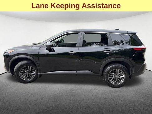 Used 2023 Nissan Rogue S AWD/4WD image 6