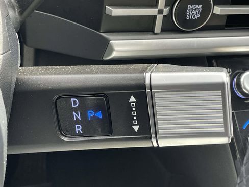 Certified 2025 Hyundai Santa Fe SEL image 15