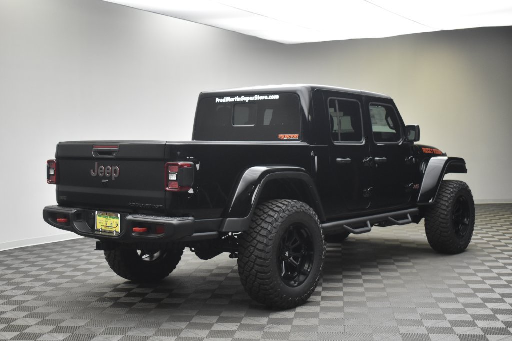 New 2026 Jeep Gladiator Rubicon w/ Technology Group AWD/4WD image 6