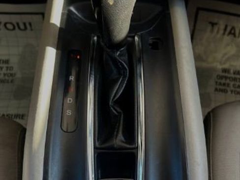 Used 2020 Honda HR-V EX image 16