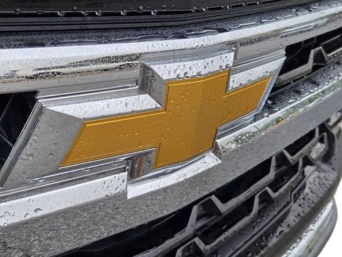 Used 2025 Chevrolet Silverado 1500 LT AWD/4WD image 5