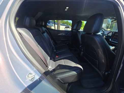 Used 2024 Chevrolet Equinox EV LT AWD/4WD image 12