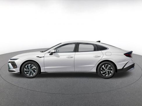 Used 2026 Hyundai Sonata Blue FWD image 3