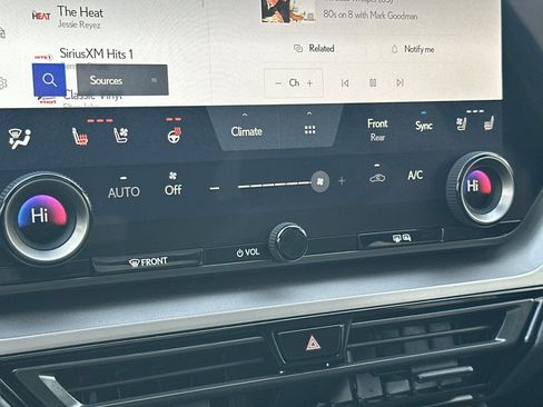 Used 2024 Lexus TX 350 AWD image 17