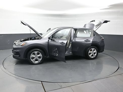 Certified 2023 Honda HR-V LX image 45