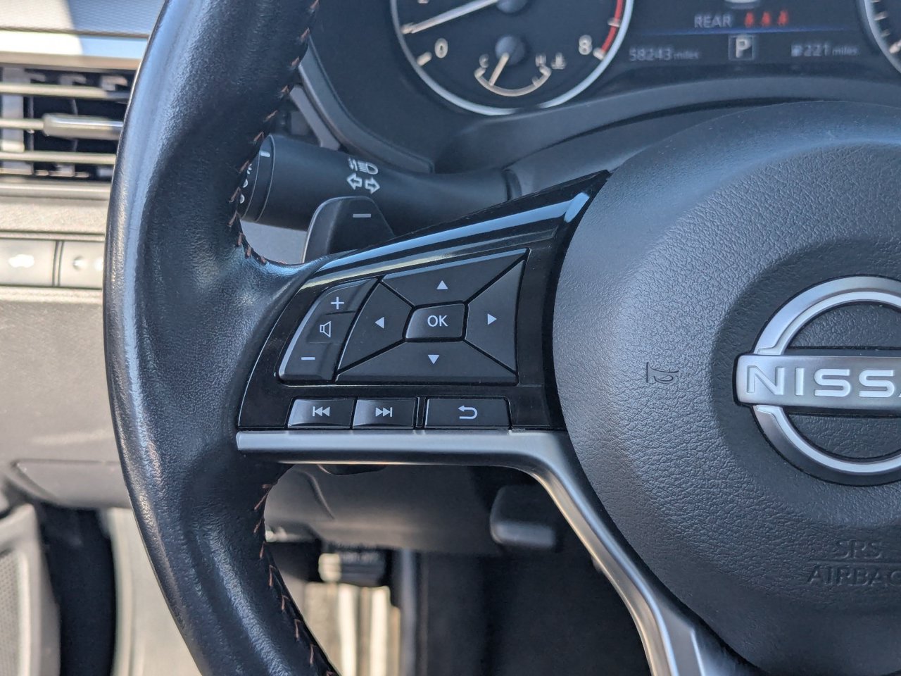 Used 2025 Nissan Altima 2.5 SR FWD image 30