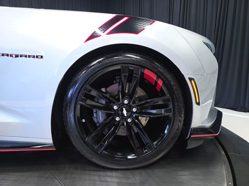 Used 2018 Chevrolet Camaro SS w/ Redline Edition RWD image 42