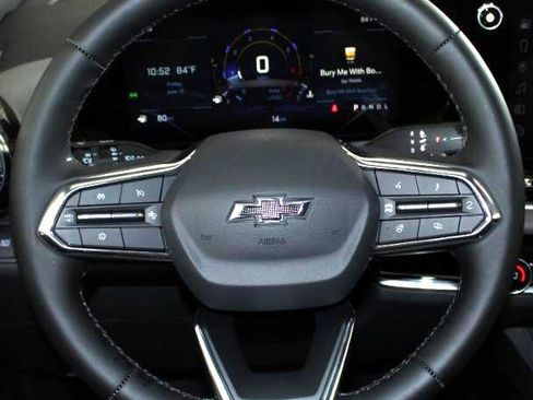 New 2026 Chevrolet Equinox LT w/ Convenience Package II image 13