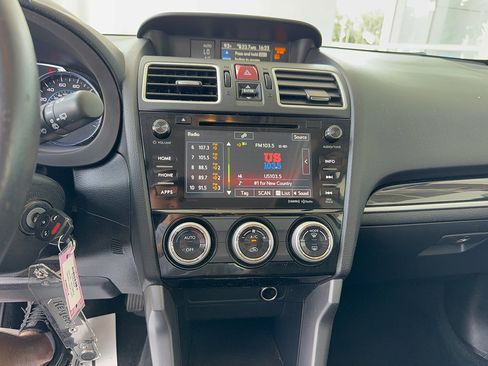 Used 2017 Subaru Forester 2.5i Limited w/ Popular Package #2 AWD/4WD image 20