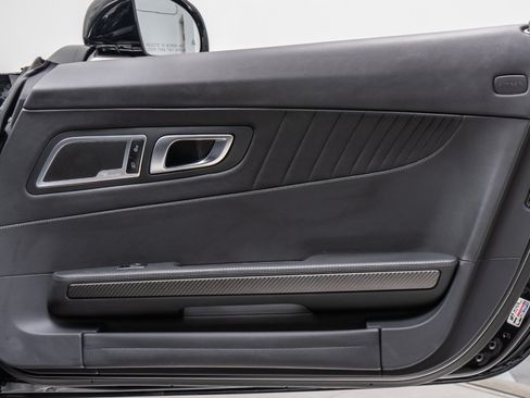 Used 2018 Mercedes-Benz AMG GT C image 40
