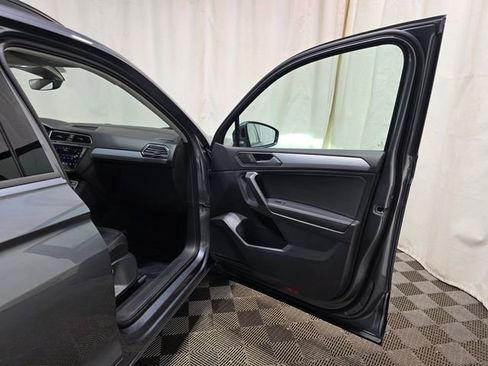 Certified 2024 Volkswagen Tiguan S image 35