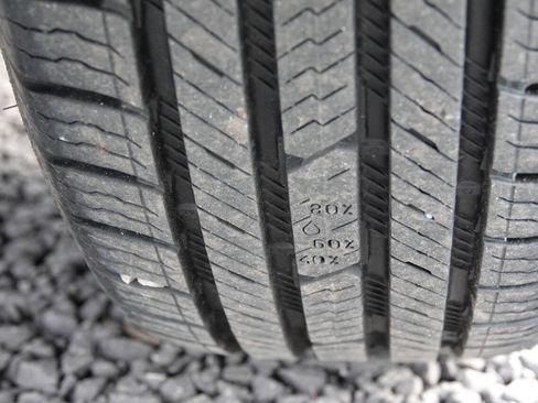 Used 2005 Toyota RAV4 4WD image 38