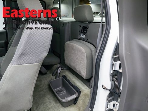Used 2017 Nissan Frontier S image 21