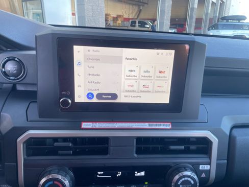 Certified 2025 Toyota Tacoma SR image 28