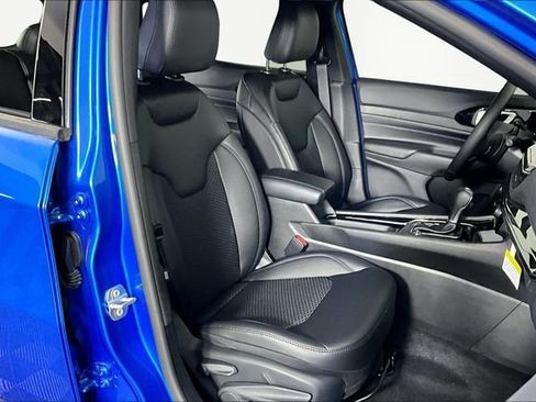 New 2026 Jeep Compass Latitude AWD/4WD image 11
