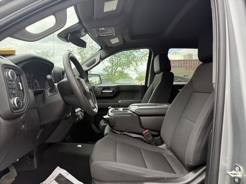 Used 2024 GMC Sierra 1500 Pro w/ Graphite Edition AWD/4WD image 9