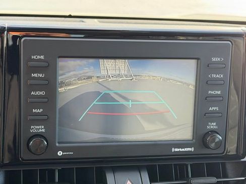 Used 2021 Toyota RAV4 XLE image 21