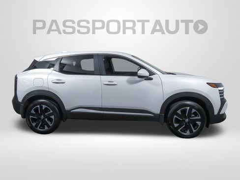 Certified 2025 Nissan Kicks SV w/ Charging Package image 12