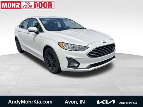 Used 2020 Ford Fusion SE w/ Equipment Group 151A FWD image 1