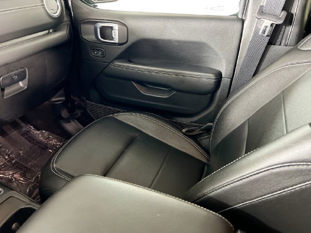 Used 2021 Jeep Wrangler Unlimited Sahara AWD/4WD image 29