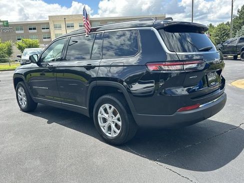 Used 2023 Jeep Grand Cherokee L Limited AWD/4WD image 6
