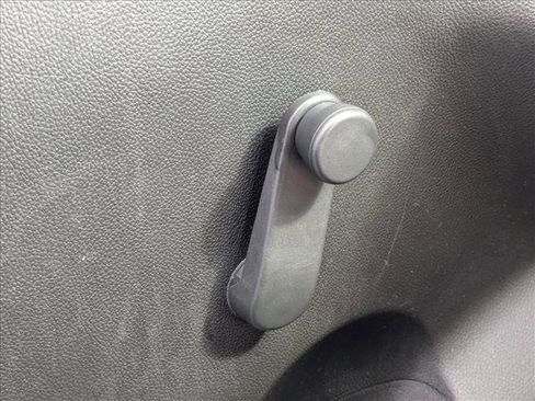 Used 2020 Chevrolet Sonic LT image 11