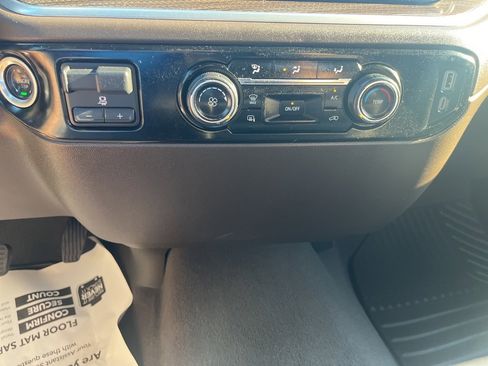 Used 2024 Chevrolet Silverado 2500 LT image 17