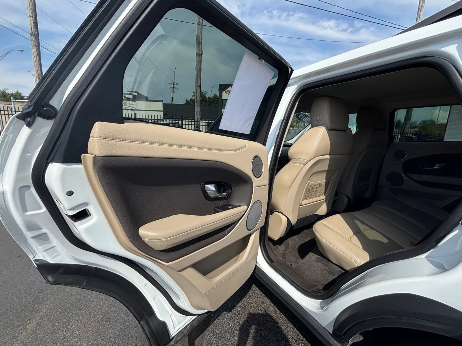 Used 2019 Land Rover Range Rover Evoque SE Premium AWD/4WD image 20